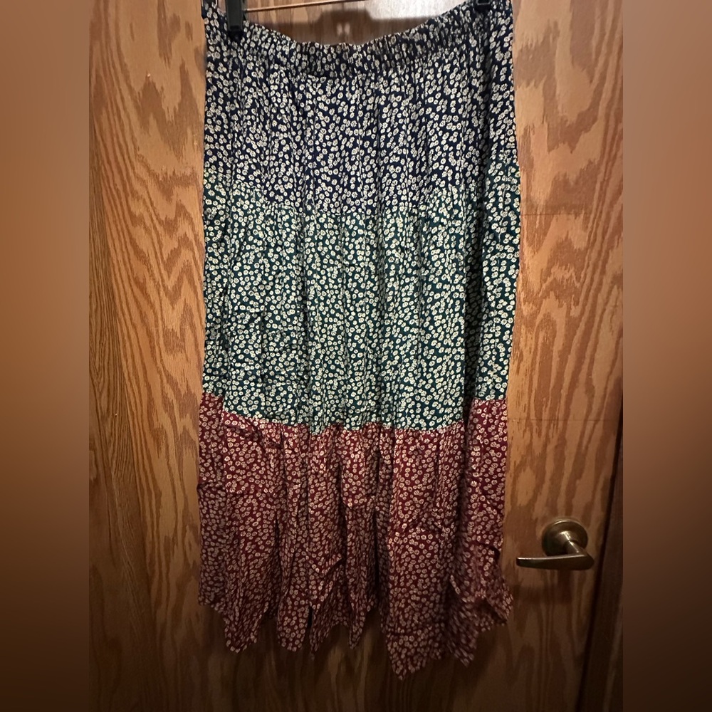 Vintage Tiered Midi Skirt with Floral Pattern